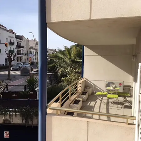 Sitgesnow Little Paradise Apartman